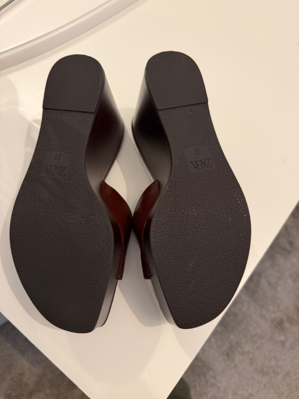 Zara Crackled Effect Wedge Sandals - Picture 4 of 4